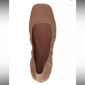 NWOT Lucky brand ballet flats